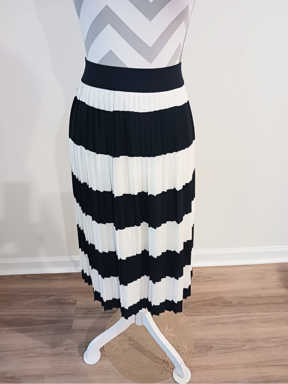 J.Crew Skirts/J.Crew Pleated Colorblock Skirt, A-line silhouette